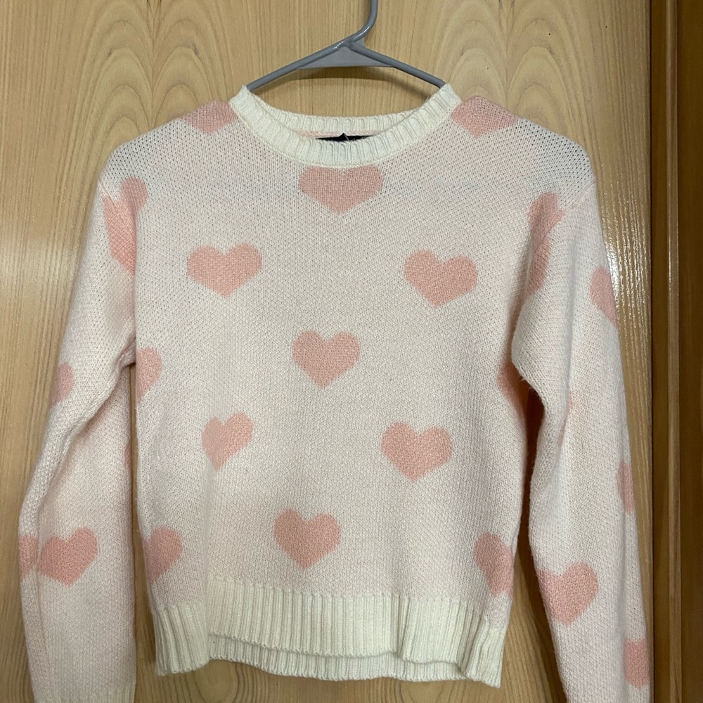 Derek Heart Pink and White Heart Sweater Cozy Knit